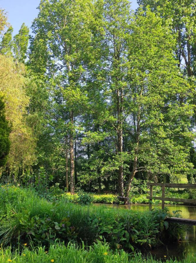Le Moulin De Benneville Chambres D'Hotes, Petit Dejeuner Compris Cahagnes Buitenkant foto
